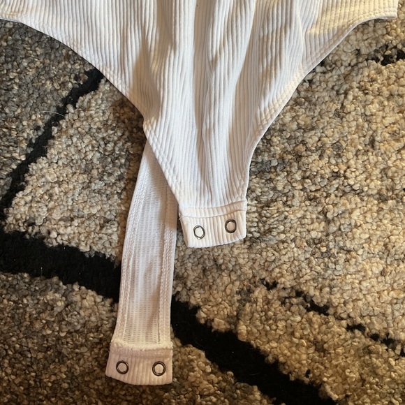 White Button Up Bodysuit - Picture 4 of 4